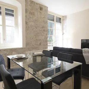  Appartement Bravissimo Cort Reial-1a